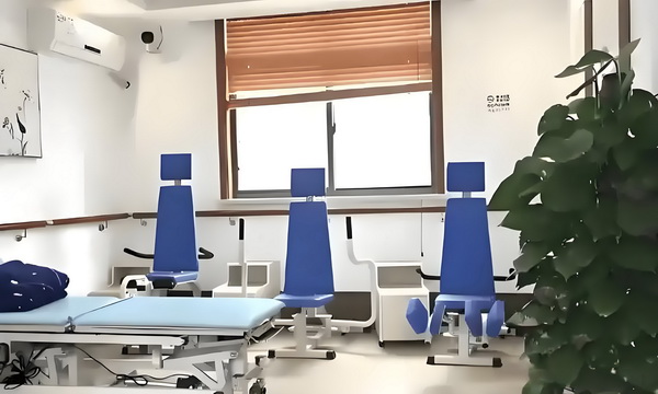 户口落户条件深圳_神坛上的陈佩斯：九十年代的因，今日的果 神坛上的陈约3元/月