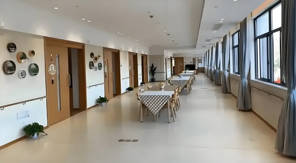 怎样查询深圳入户积分查询_2025上海城市形象片焕新发布：上海新一刻，城市因你更美好 海城市形象地址详细