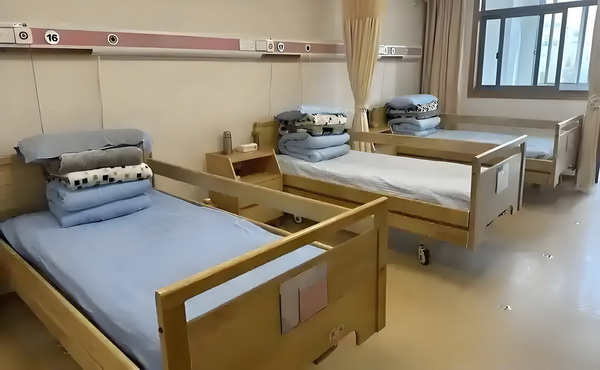 如何办理积分入户_汪小菲带儿女到内蒙古，玥儿骑马他牵马 不做力值和体养成设定